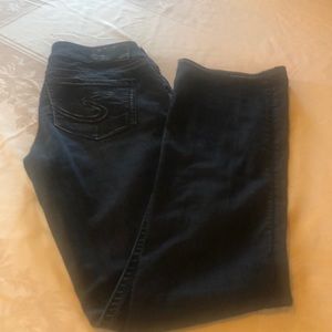 Silver jeans. Suki p257
